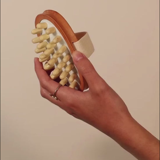 De-Bloat Belly Brush.